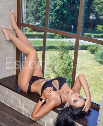 Photo escort girl NICOLE STARS: the best escort service