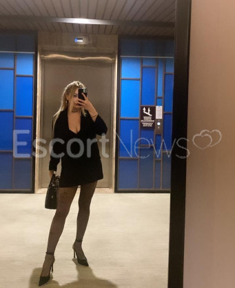 Photo escort girl arzu: the best escort service