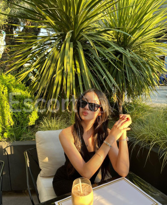 Photo escort girl Ayla: the best escort service