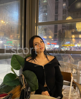Photo escort girl Elif: the best escort service