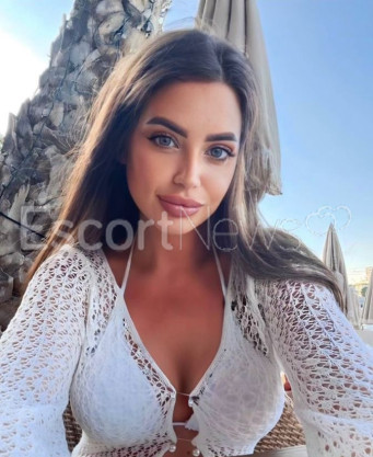 Photo escort girl Julia: the best escort service