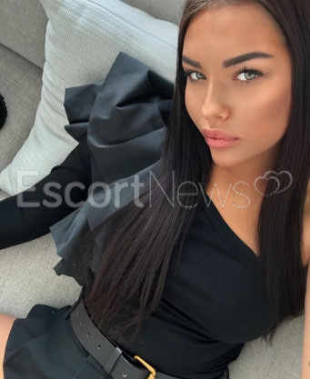 Photo escort girl Agatha: the best escort service
