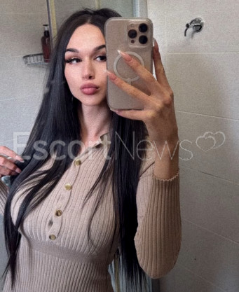 Photo escort girl Merry: the best escort service