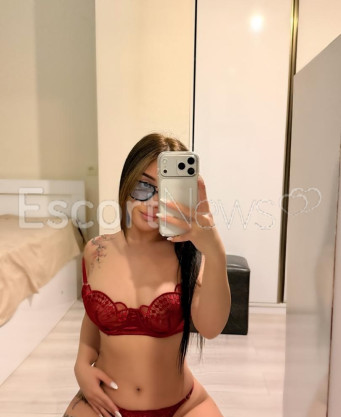 Photo escort girl KIRA LUX: the best escort service