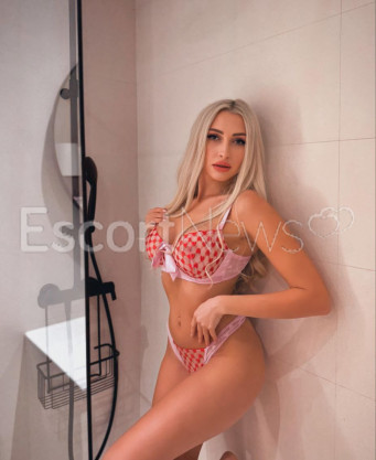 Photo escort girl ELINA ATHENS STARS: the best escort service