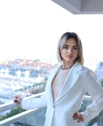 Photo escort girl Korolina: the best escort service