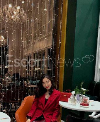 Photo escort girl Gloria: the best escort service