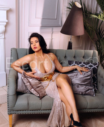 Photo escort girl Leya: the best escort service