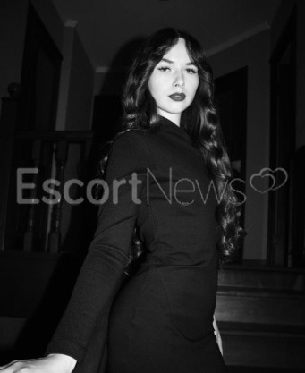 Photo escort girl Gloria: the best escort service
