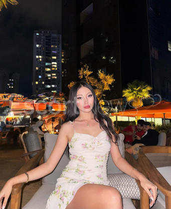 Photo escort girl EMILY: the best escort service