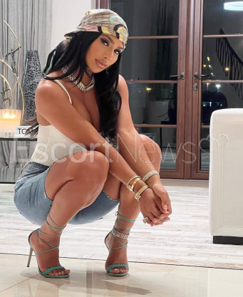 Photo escort girl Gallienne Nabila: the best escort service