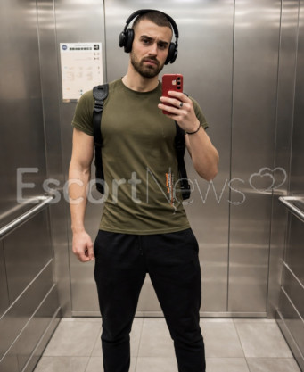 Photo escort girl Leon: the best escort service