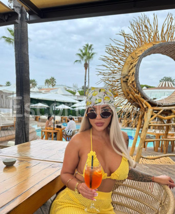 Photo escort girl Laidy: the best escort service