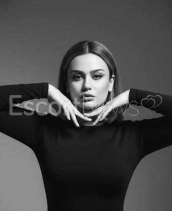 Photo escort girl Carol: the best escort service