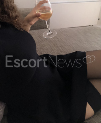 Photo escort girl Catherine DSNT: the best escort service