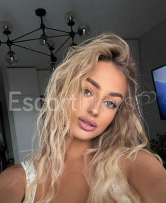 Photo escort girl Svetlana : the best escort service