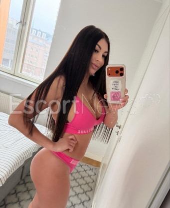 Photo escort girl Lina: the best escort service