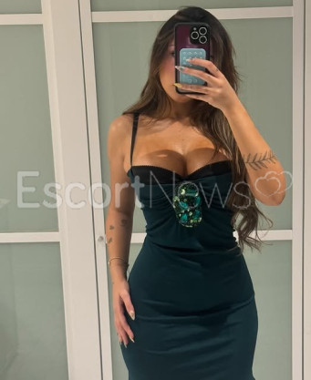 Photo escort girl Aira: the best escort service