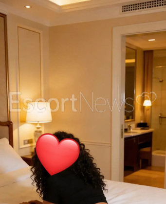 Photo escort girl Monika Vip: the best escort service