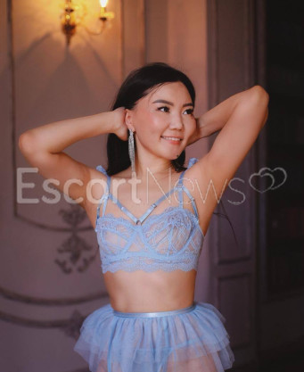 Photo escort girl Lilly: the best escort service