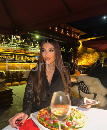 Photo escort girl Lara: the best escort service