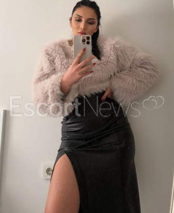 Photo escort girl Bayanlbella: the best escort service