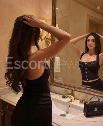 Photo escort girl Avrora: the best escort service