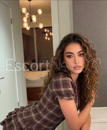 Photo escort girl Amara: the best escort service