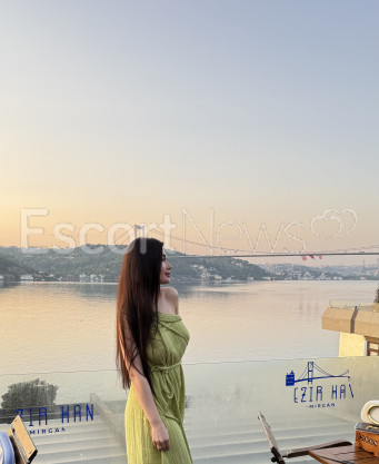 Photo escort girl Mia: the best escort service