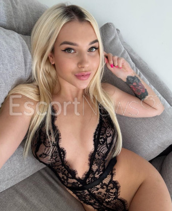 Photo escort girl Amelia: the best escort service