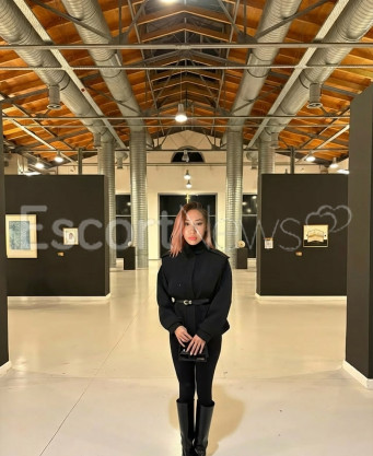 Photo escort girl karena: the best escort service