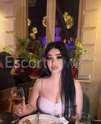 Photo escort girl Bina: the best escort service