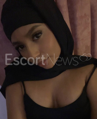 Photo escort girl Elia: the best escort service