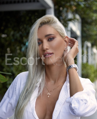 Photo escort girl Viola: the best escort service