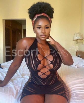 Photo escort girl Maya : the best escort service