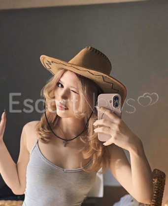 Photo escort girl MILA MIR: the best escort service