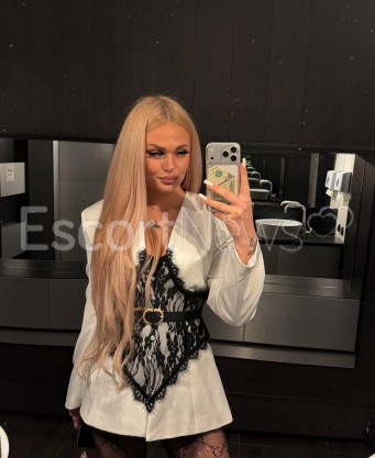 Photo escort girl Alina: the best escort service