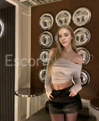 Photo escort girl MARLA: the best escort service