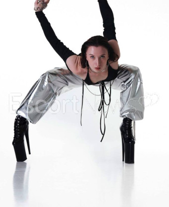 Photo escort girl Nika : the best escort service