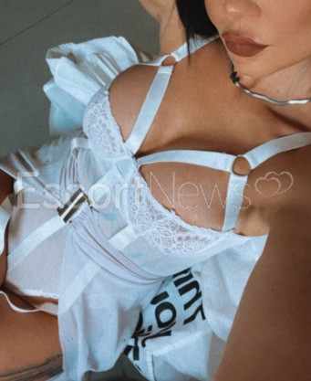 Photo escort girl ALICE ALISAKI: the best escort service