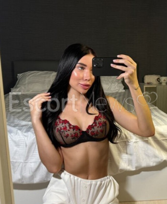 Photo escort girl Agnia: the best escort service