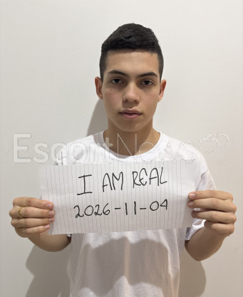 Photo escort girl Oliver Thompson : the best escort service