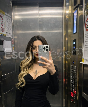 Photo escort girl cerenle: the best escort service