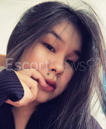 Photo escort girl Aizhan: the best escort service