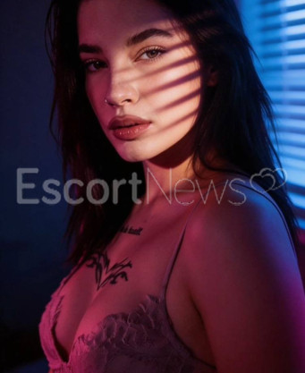 Photo escort girl Mary: the best escort service