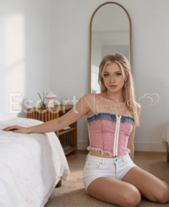 Photo escort girl Sandra: the best escort service