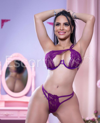 Photo escort girl Micaela: the best escort service