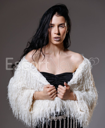 Photo escort girl Victoria: the best escort service