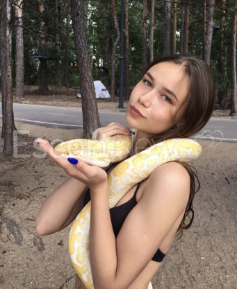 Photo escort girl Alexandra: the best escort service