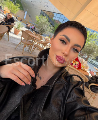 Photo escort girl Nicole: the best escort service